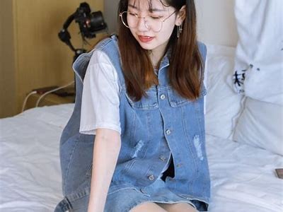抖阴小师妹：青春校园中的爱恋与成长故事